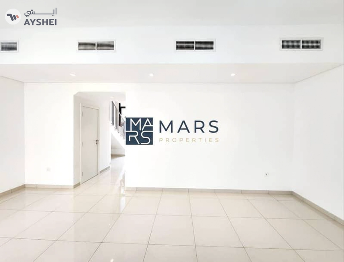 **Prime Villa for Sale in Nasma – Near the Main Entrance**