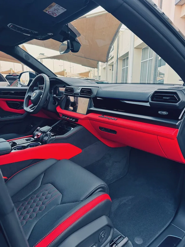Lamborghini Urus SE 2025 Hybrid - Brand New - Future of Performance