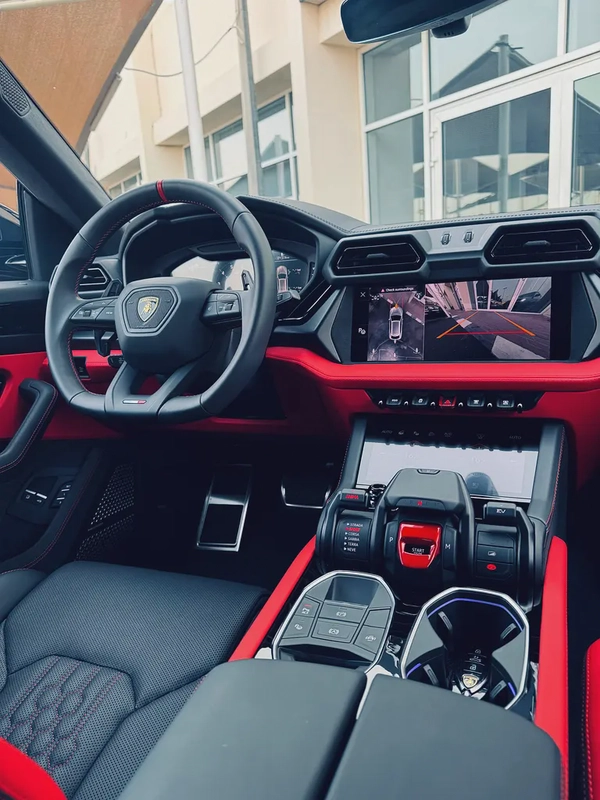 Lamborghini Urus SE 2025 Hybrid - Brand New - Future of Performance