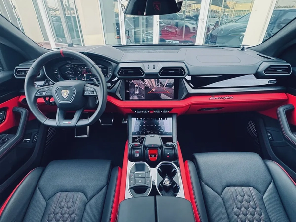 Lamborghini Urus SE 2025 Hybrid - Brand New - Future of Performance