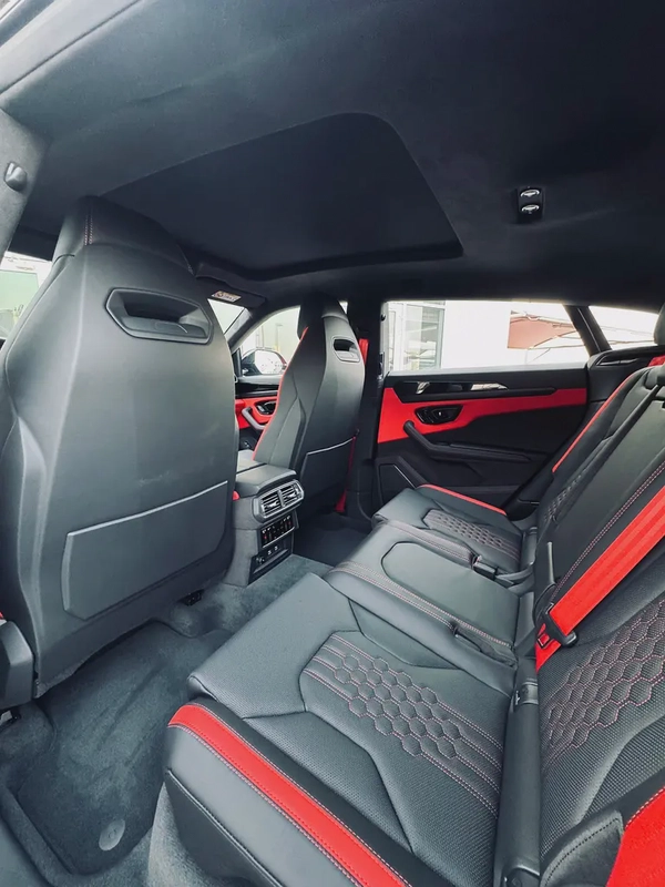 Lamborghini Urus SE 2025 Hybrid - Brand New - Future of Performance