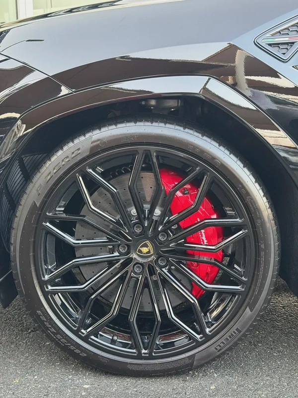 Lamborghini Urus SE 2025 Hybrid - Brand New - Future of Performance