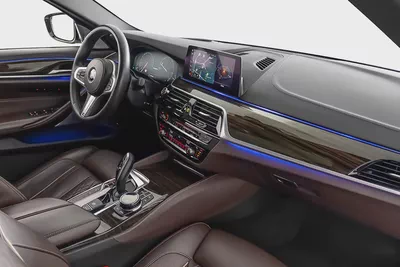 AED 3,172 / 60 months | 0% DP | 2019 BMW 5 Series M550i / Full BMW Service History-11