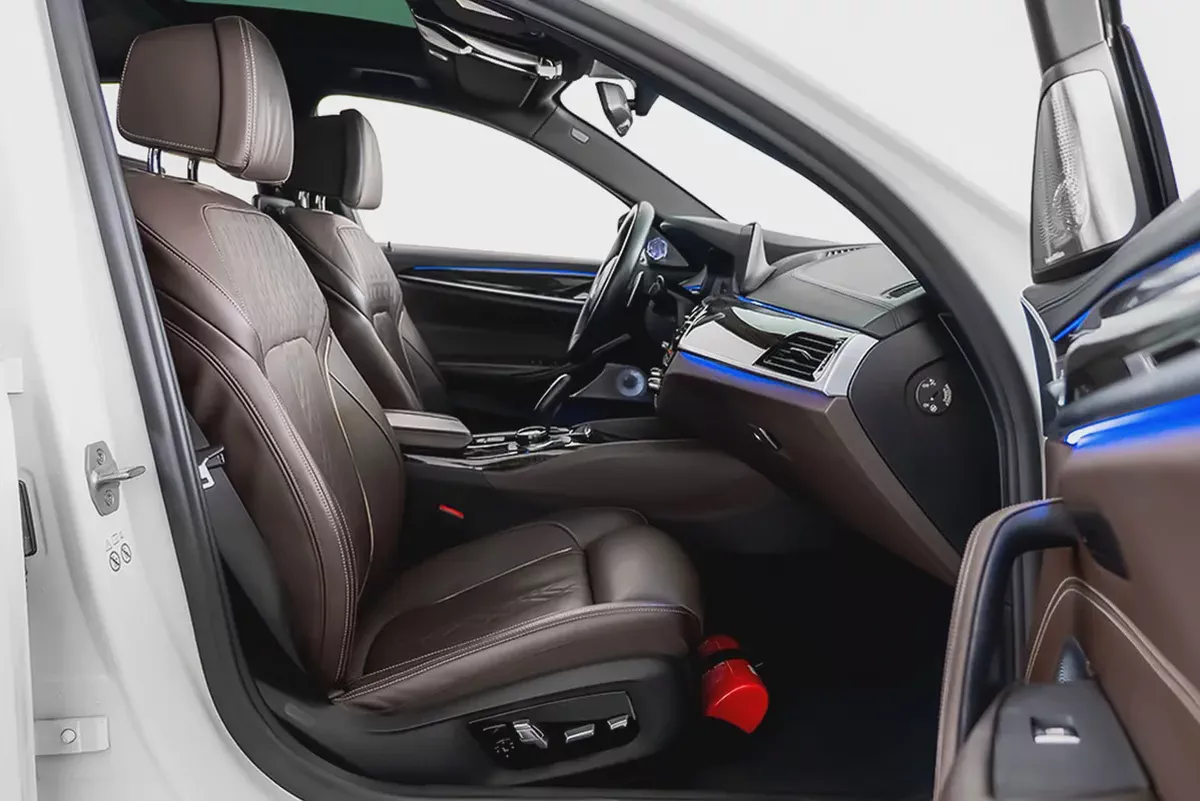 AED 3,172 / 60 months | 0% DP | 2019 BMW 5 Series M550i / Full BMW Service History-7-7