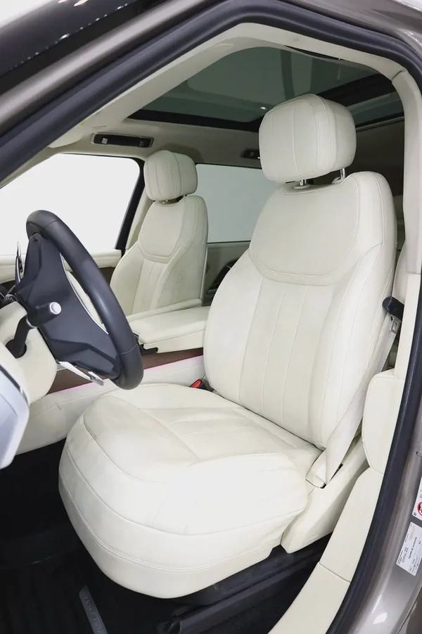 RANGE ROVER V8 LONG WHEEL BASE P530 7 SEATER - FULLY LOADED