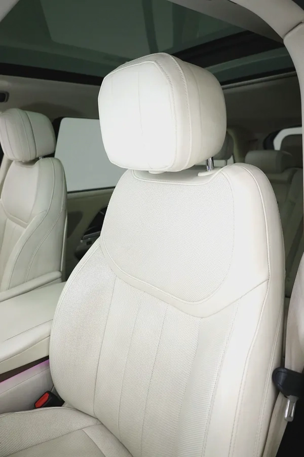 RANGE ROVER V8 LONG WHEEL BASE P530 7 SEATER - FULLY LOADED