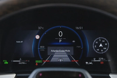 Lexus LM 350h 2024-19