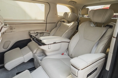 Lexus LM 350h 2024-21