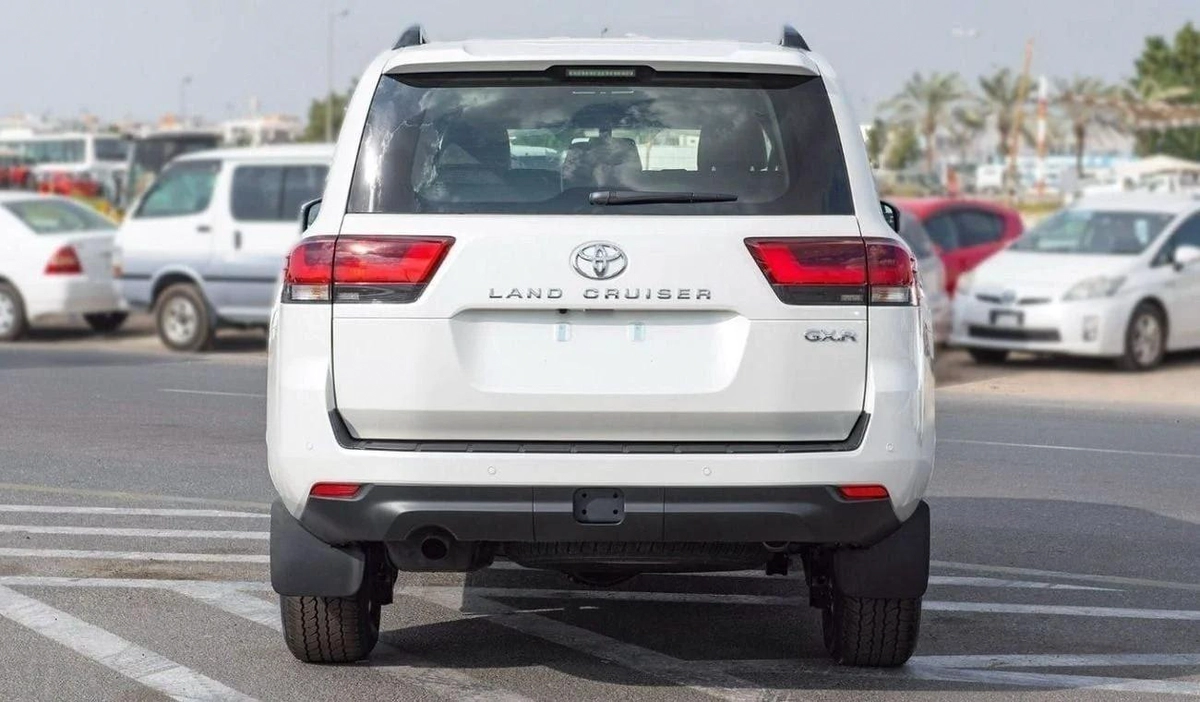 Toyota Land Cruiser LC300 GXR 3.3D AT MY2024 – WHITE-3-3