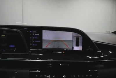 Cadillac Escalade-8