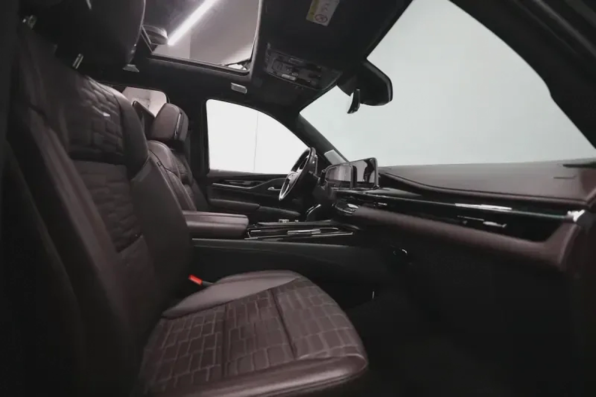 Cadillac Escalade