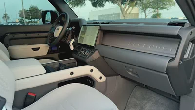 2026 Land Rover Defender Octa D110 P635, Dealer Warranty and Service Package, GCC Specifications-9