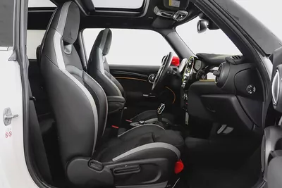 AED 2,193 / 60 months | 0% DP | 2023 MINI COOPER S John Cooper Works / Full Mini Service History-7