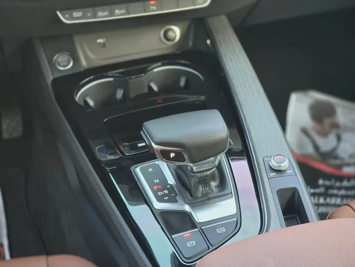 Audi A5 40 TFSI 2023 | GCC Specs | Pristine Condition | FSH | Full opition-8-8