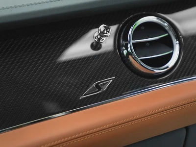 SWAP YOUR CAR for 2022 BENTAYGA BLACKLINE-TOURING PACKAGE-MULLINER-CARBON PACKAGE WITH NAIM-13