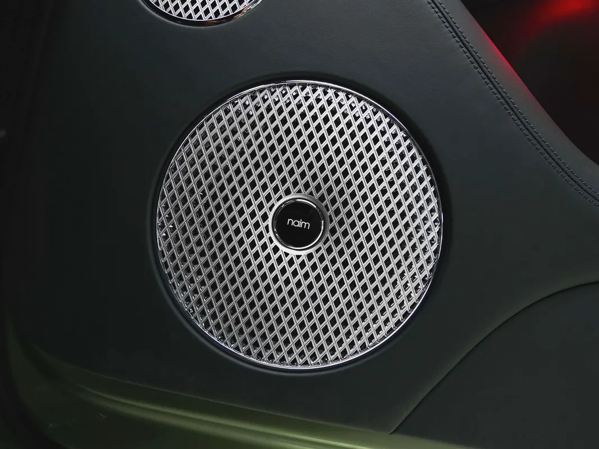 SWAP YOUR CAR for 2022 BENTAYGA BLACKLINE-TOURING PACKAGE-MULLINER-CARBON PACKAGE WITH NAIM-16-16
