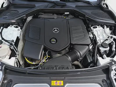 2025 Mercedes Benz GLC200-12