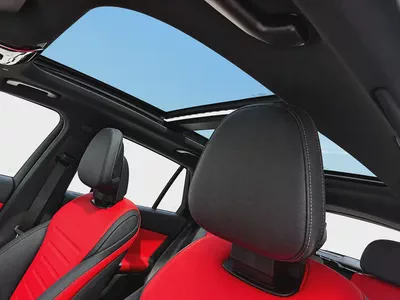 2025 Mercedes Benz GLC200-8