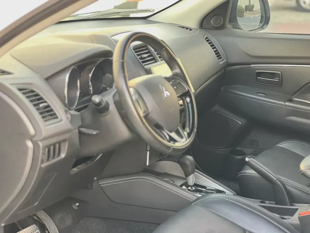 Mitsubishi ASX GLX 2020 GCC Specs-12-12