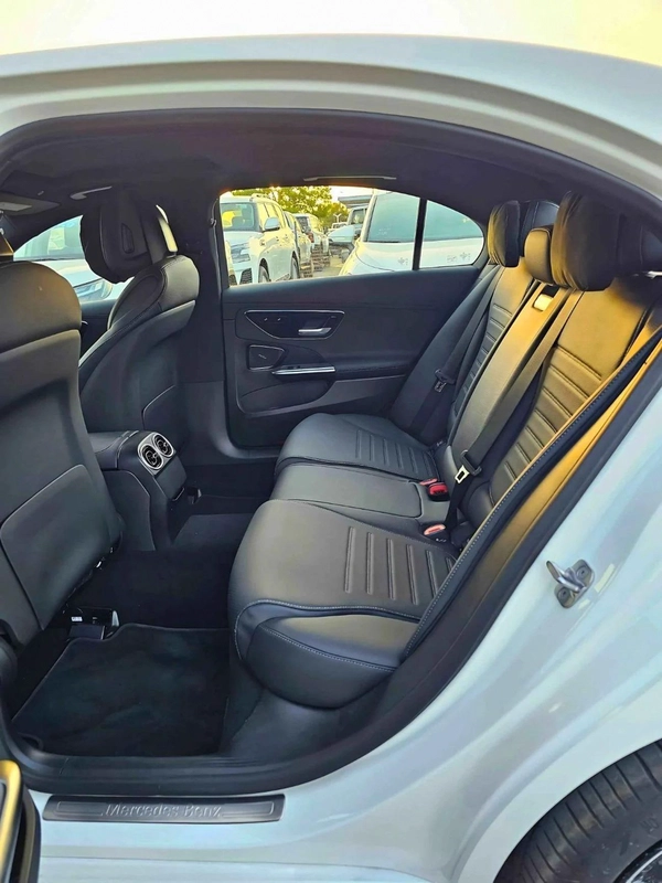 Mercedes Benz C 200 L 1.5L / TURBO SPORT EDITION / 360* CAMERA / LEATHER SEATS