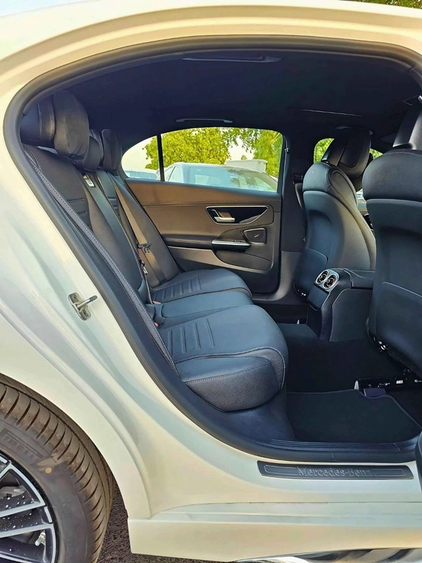 Mercedes Benz C 200 L 1.5L / TURBO SPORT EDITION / 360* CAMERA / LEATHER SEATS