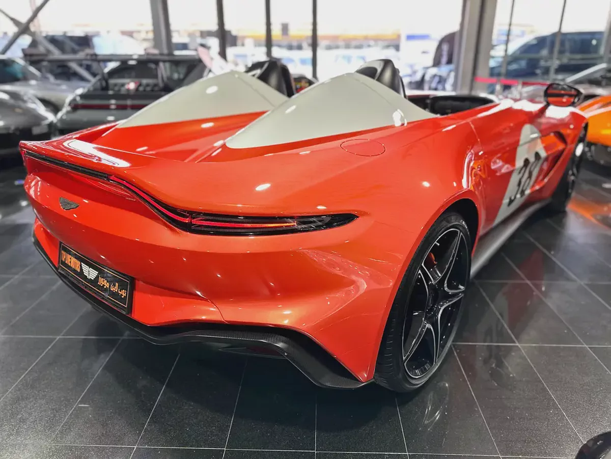 ASTON MARTIN SPEEDSTER, V12, GCC, BRAND NEW, 1 OF 88 PCS IN THE WORLD, SPECIAL COLOR, FULLY LOADED-14-14