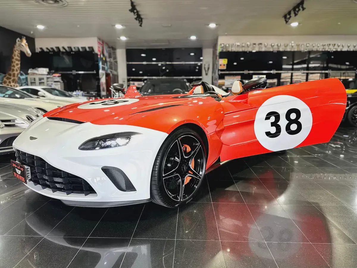 ASTON MARTIN SPEEDSTER, V12, GCC, BRAND NEW, 1 OF 88 PCS IN THE WORLD, SPECIAL COLOR, FULLY LOADED-1-1