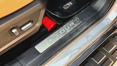 Jetour T2 Luxury 2.0L Turbo 4 Cylinders GCC Full Service History-13