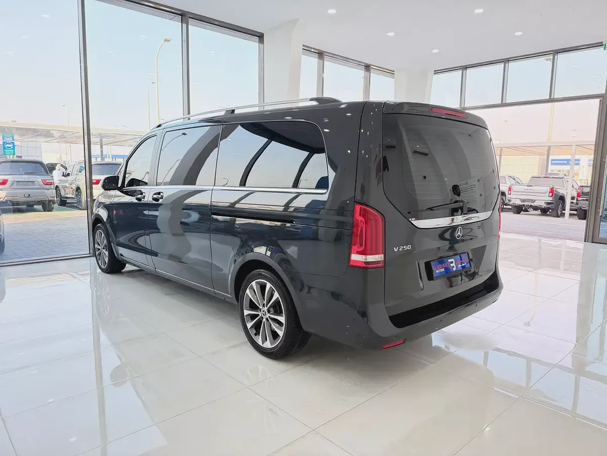 مرسيدس بنز V250 رمادي / اسود 2020  (خليجي )-3-3