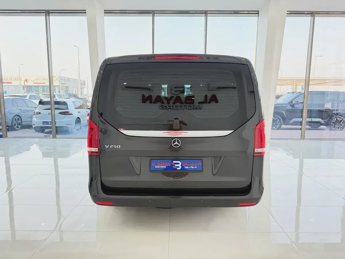 مرسيدس بنز V250 رمادي / اسود 2020  (خليجي )-5-5