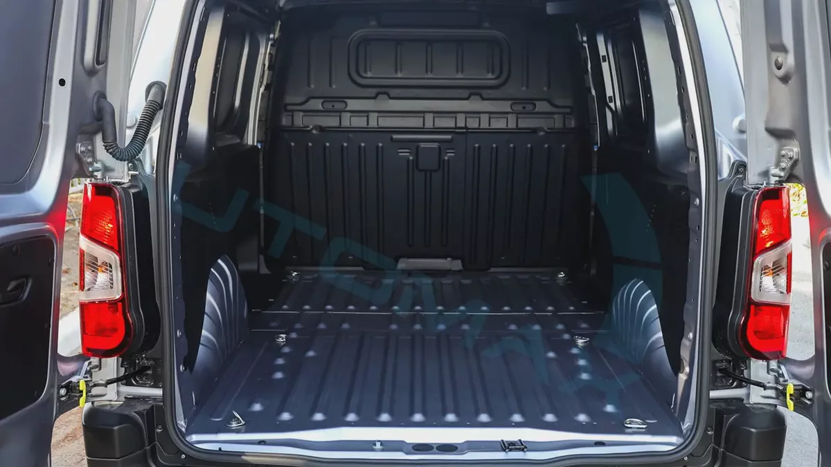 2025 Fiat Doblo L1 Van 1.6L FWD GCC 0Km With 5 Years Or 100K Km Warranty @Official Dealer-17-17