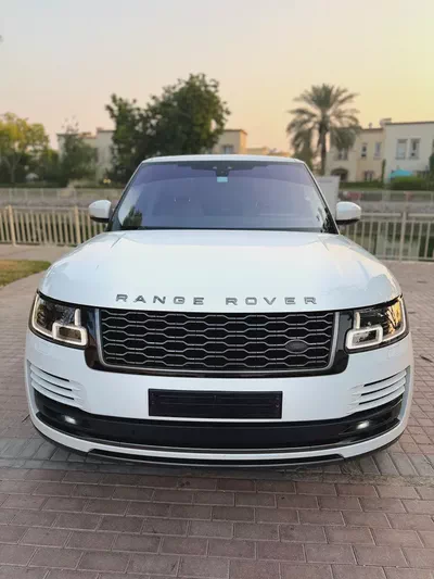 Land Rover Range Rover HSE 2018 | GCC Specs | Pristine Condition-0