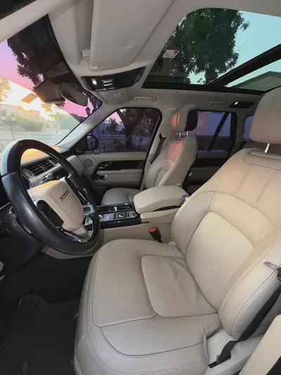 Land Rover Range Rover HSE 2018 | GCC Specs | Pristine Condition-13