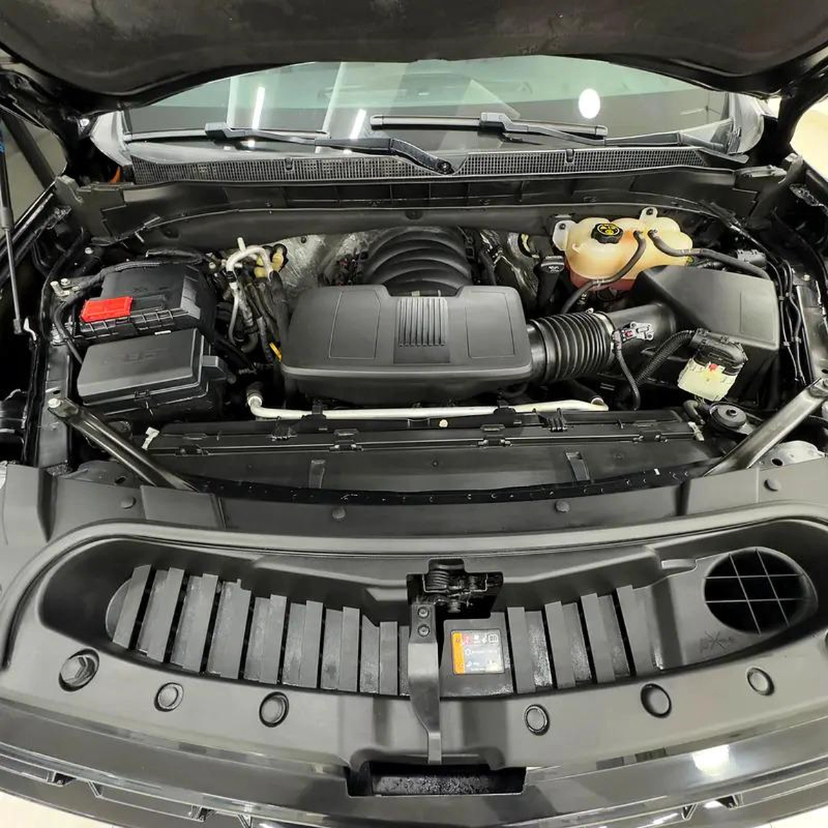 2023 Chevrolet Tahoe Z71-6-6