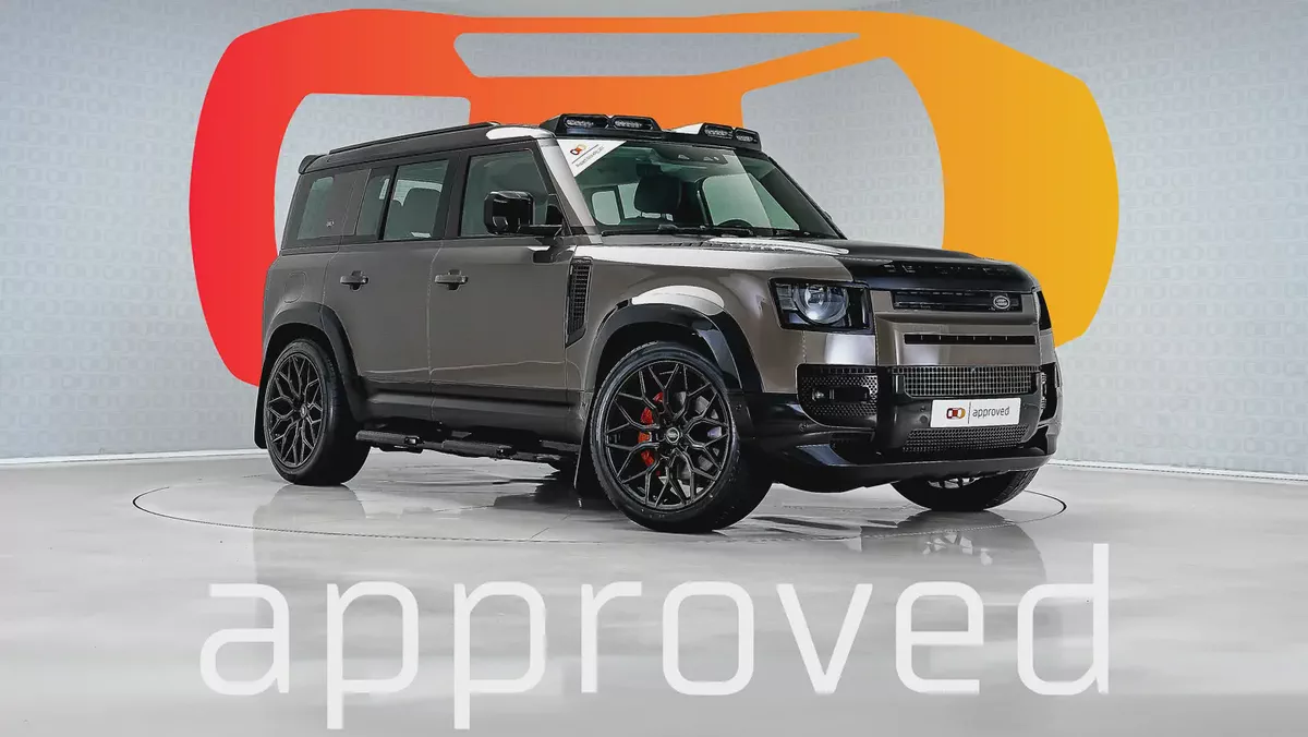 UAEs Very Best Example | AED 3,538 PM | P400 First Edition 7 Seater Widetrack