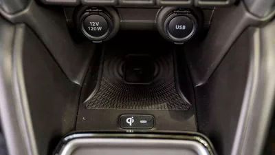 Suzuki Grand Vitara GLX 2026-18
