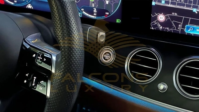 Mercedes-Benz E300 Premium 2.0L-4