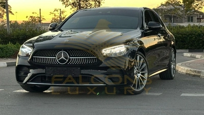 Mercedes-Benz E300 Premium 2.0L-0
