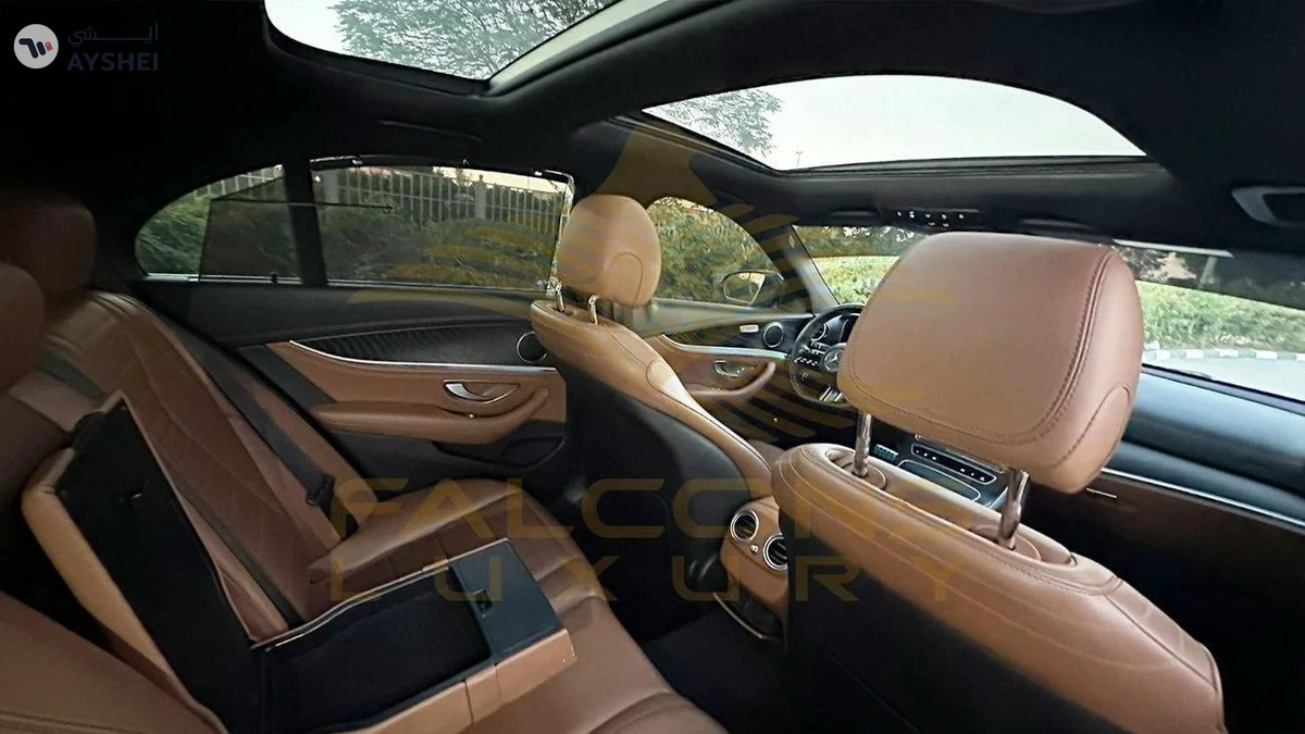 Mercedes-Benz E300 Premium 2.0L-1-1