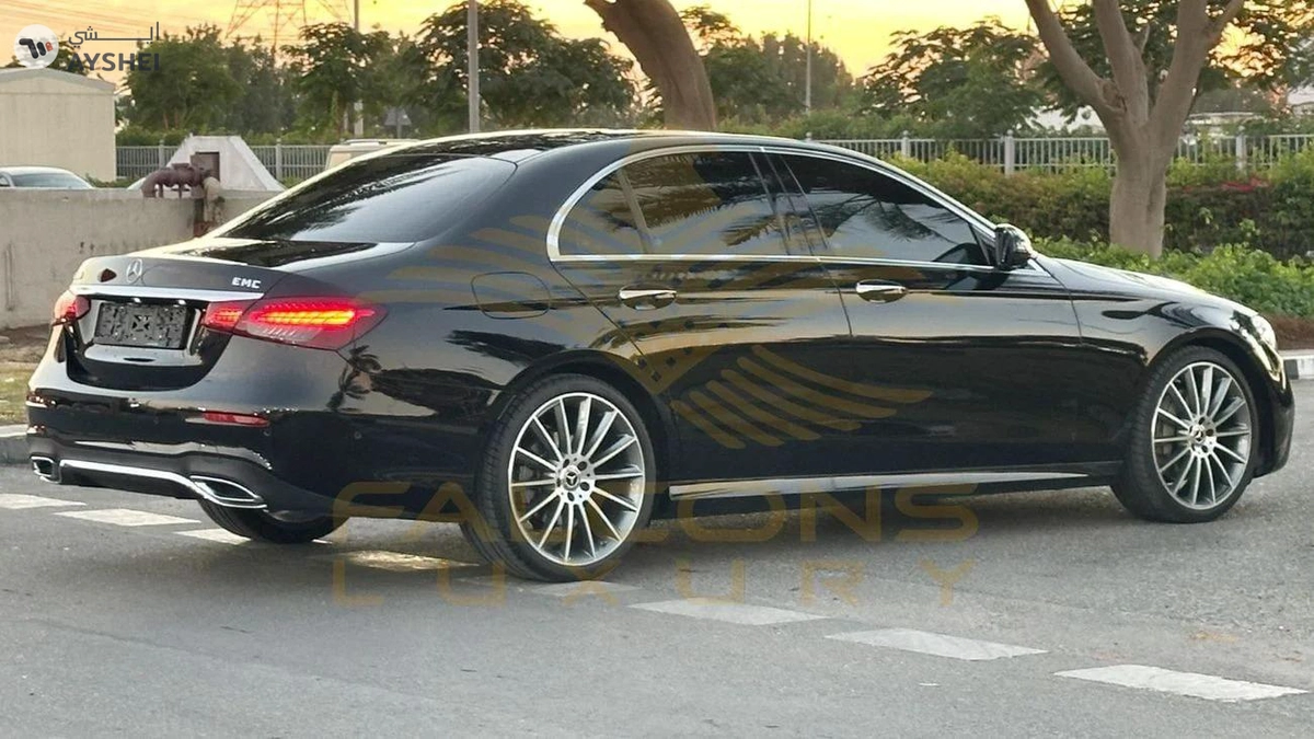 Mercedes-Benz E300 Premium 2.0L-13-13