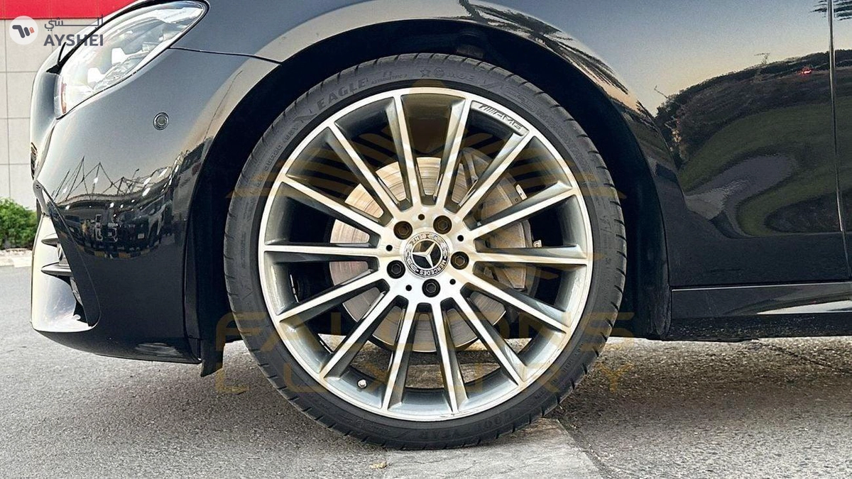 Mercedes-Benz E300 Premium 2.0L-19-19