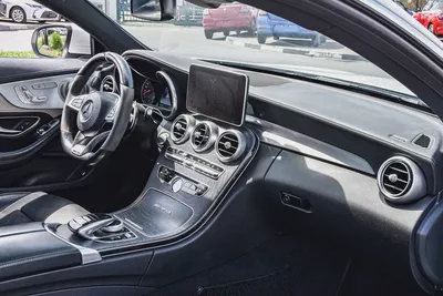 2017- BENZ C63s AMG COUPE  - SUPER CLEAN - LIKE NEW - ONLY 86,000 KM-13