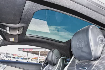 2017- BENZ C63s AMG COUPE  - SUPER CLEAN - LIKE NEW - ONLY 86,000 KM-17