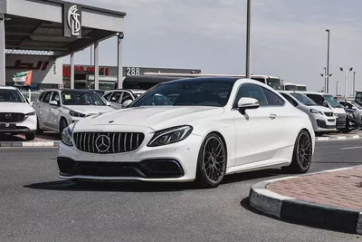 2017- BENZ C63s AMG COUPE  - SUPER CLEAN - LIKE NEW - ONLY 86,000 KM-1