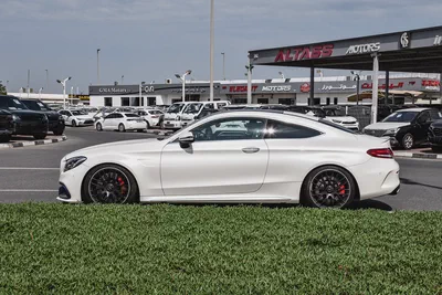2017- BENZ C63s AMG COUPE  - SUPER CLEAN - LIKE NEW - ONLY 86,000 KM-3