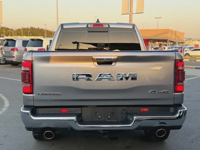 2021 Dodge Ram Laramie, Gulf specification, 5.7L-4