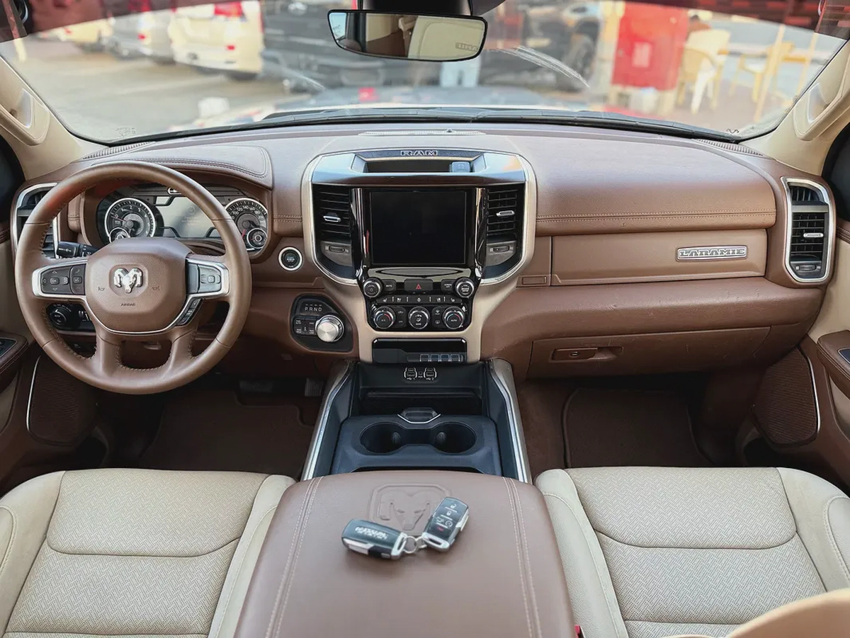 2021 Dodge Ram Laramie, Gulf specification, 5.7L-10-10