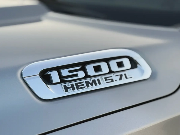 2021 Dodge Ram Laramie, Gulf specification, 5.7L