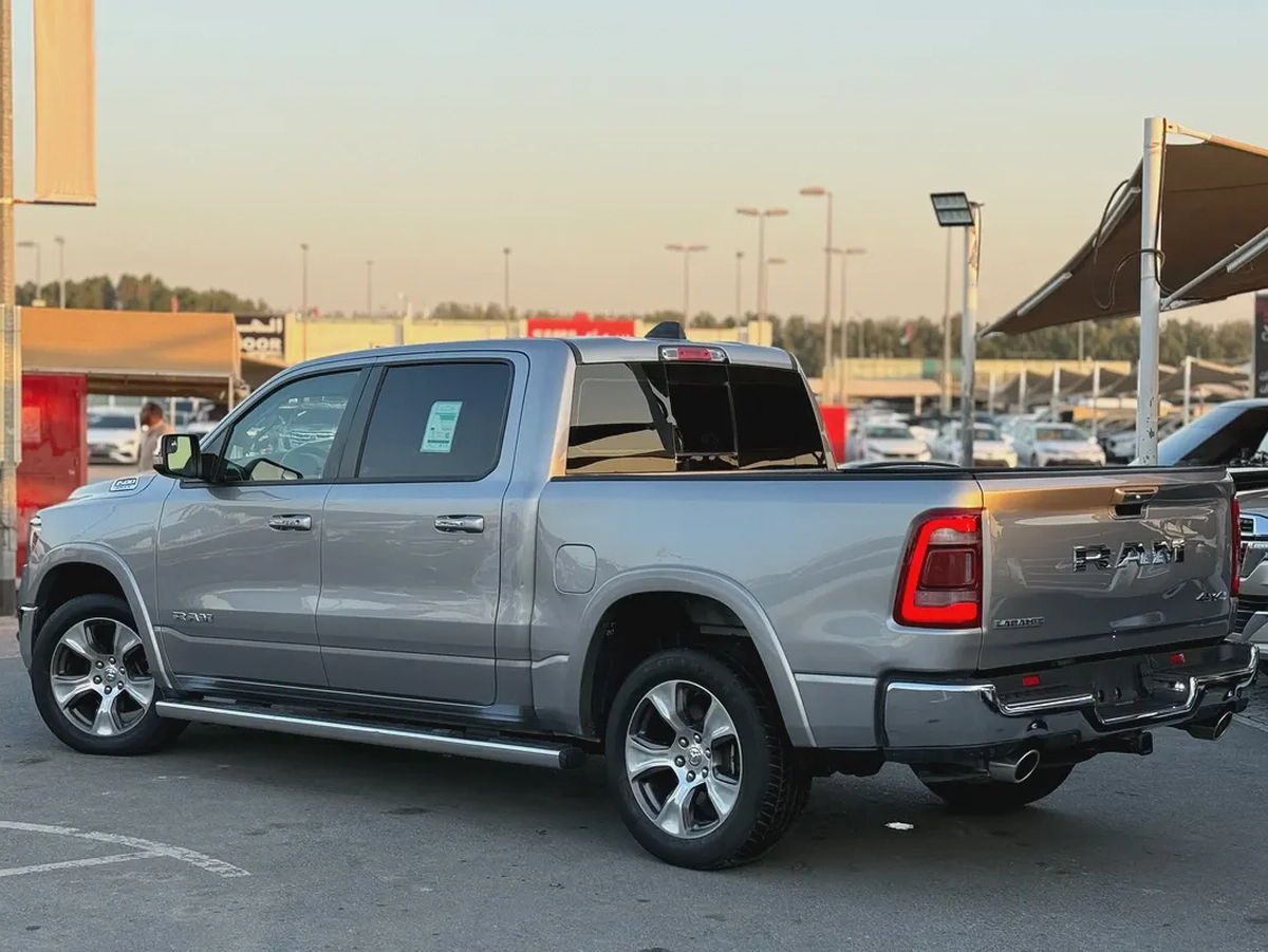 2021 Dodge Ram Laramie, Gulf specification, 5.7L-5-5
