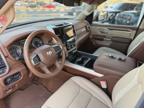 2021 Dodge Ram Laramie, Gulf specification, 5.7L